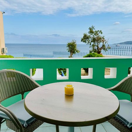 Sea Breeze Apartments Chios Monolia Екстериор снимка