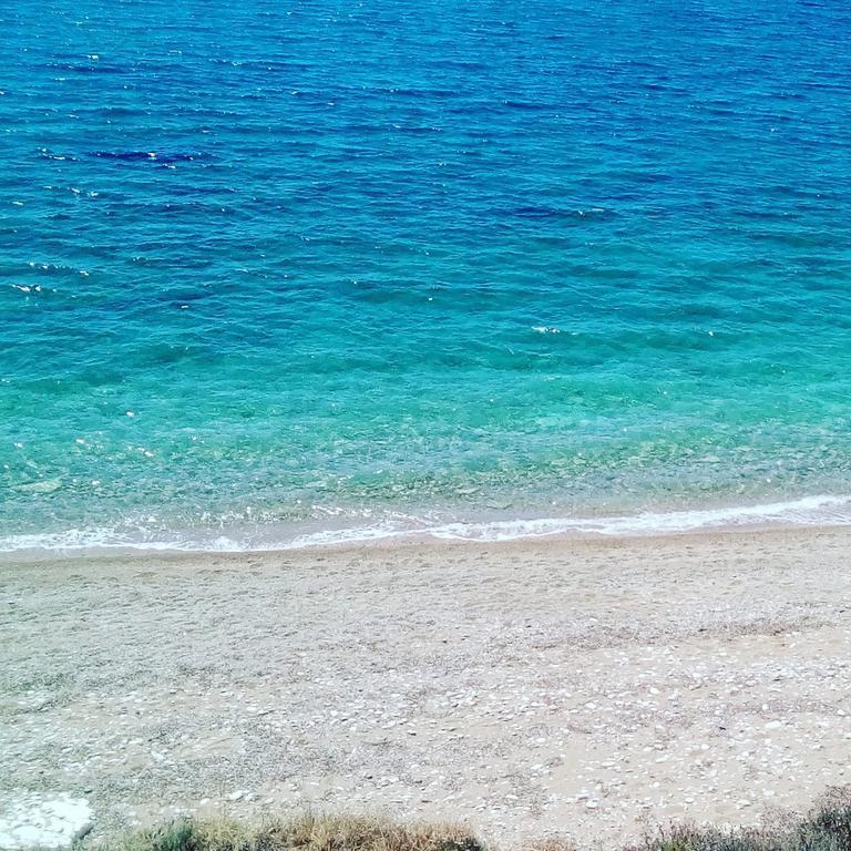 Sea Breeze Apartments Chios Monolia Екстериор снимка