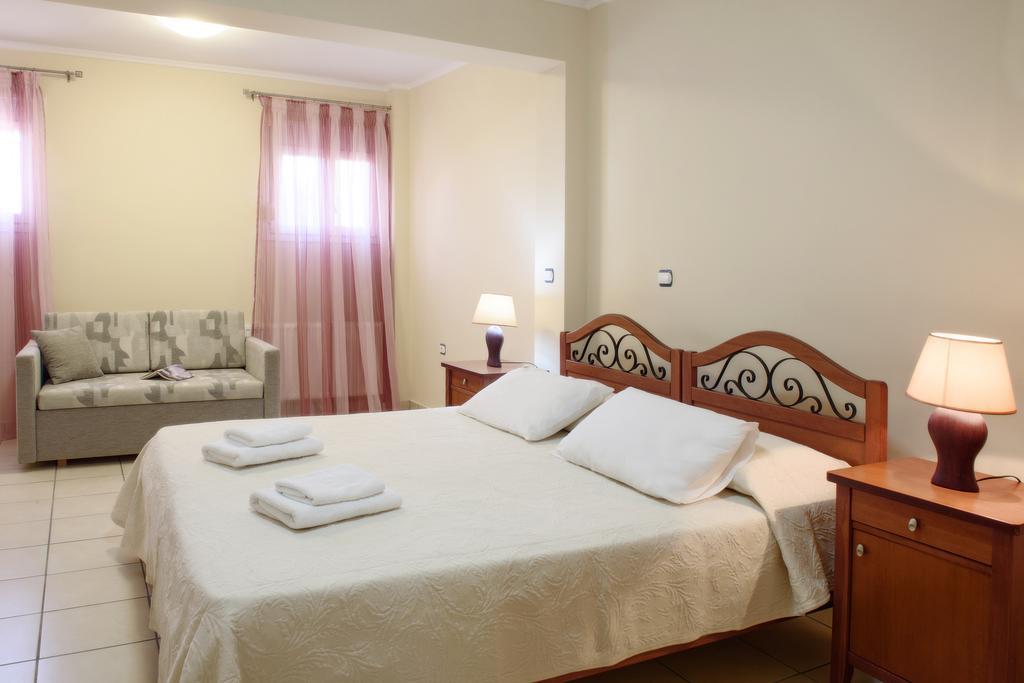 Sea Breeze Apartments Chios Monolia Екстериор снимка
