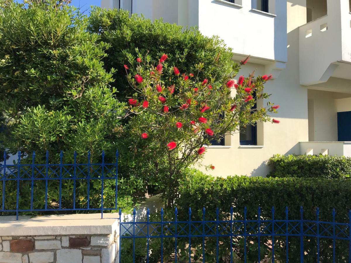 Sea Breeze Apartments Chios Monolia Екстериор снимка